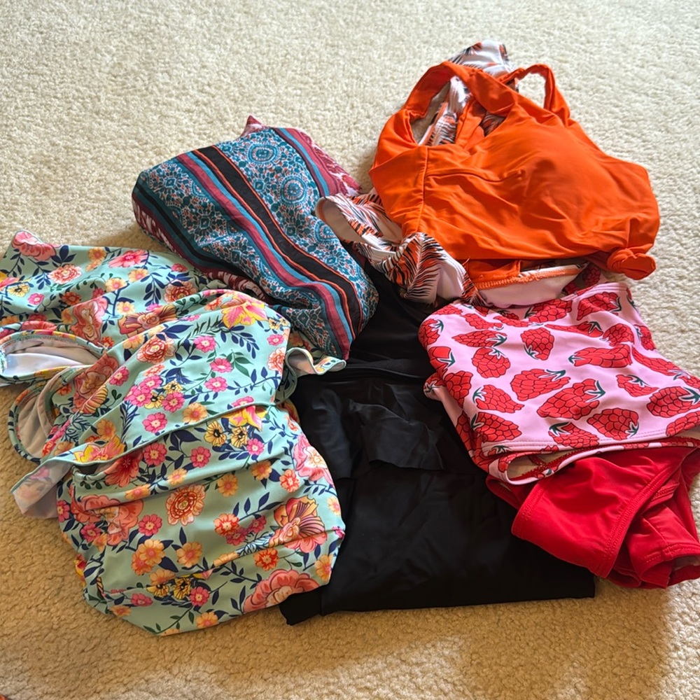 Maternity Swim Bundle - 4 swimsuits + 1 coverup